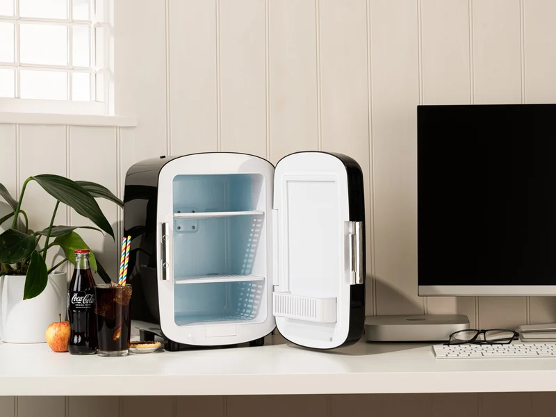 Luxe 9L Mini Fridge - Black | Refurbished