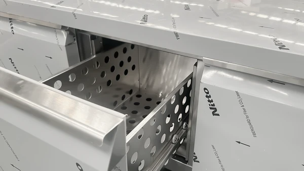 Kühltheke Niedriges Modell 3 Schubladen (1/1 GN) 1610x700x600(h)mm