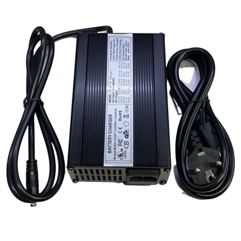 Chargeur de batterie PLOMB ACID 24V 5A avec ventilateur de refroidissement