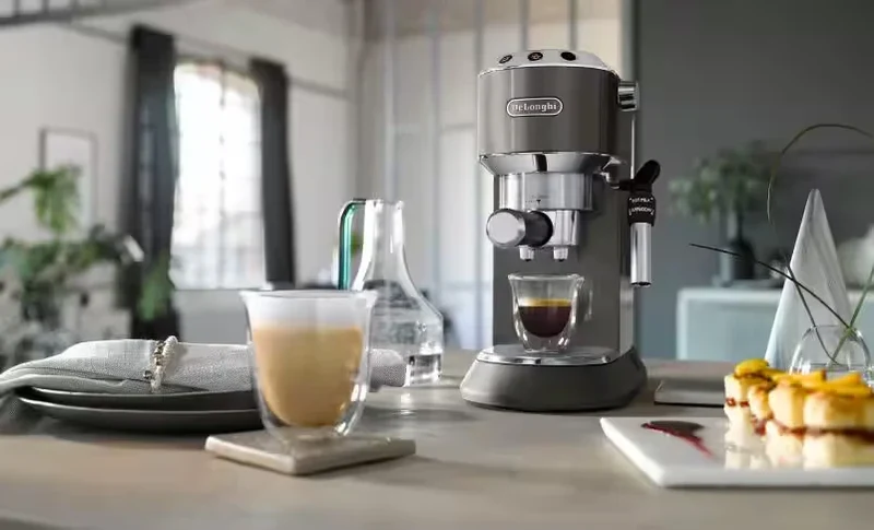 ديلونكي ماكينة القهوة ديديكا Ec785 مع هدية عصارة فواكه De'Longhi