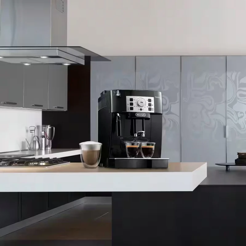 ديلونجي ماكينة قهوة EC22.110 SB De'Longhi