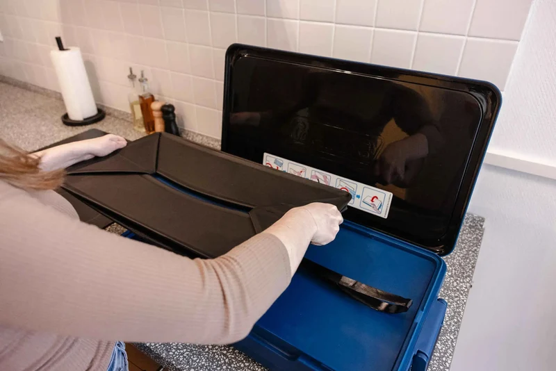 Coleman Snap ‘N Go 55QT | 52 Liter faltbare Kühlbox | 2 Tage Kühlung
