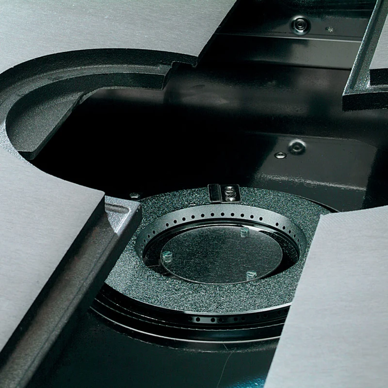 Gas-Glühplattenherd mit GN 2/1 Backofen aus Edelstahl, G17/TF8-N