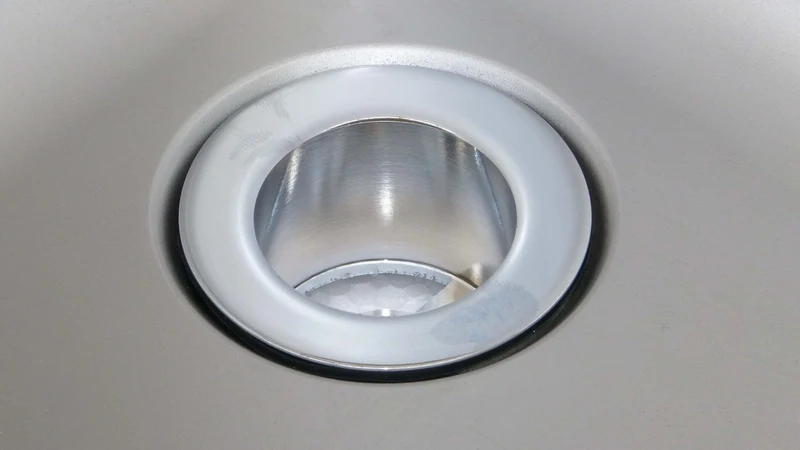 Spültisch aus Edelstahl, ein Becken rechts, 120 x 70