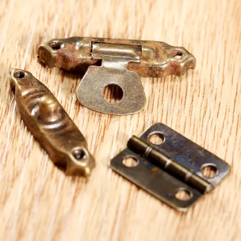 Kickin Sturdy Design Hella Smooth Snap Latch Hardware For Sliding Doors And Furniture Cabinets Quiet Closing Heavy Duty Gate Clips With Quality Mounting Screws Installed Fast