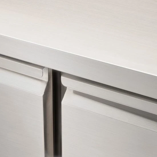 STARLINE Vorbereitungstisch mit zwei Türen und Kühleinsatz für 5x GN1/4, 900x700x970 mm (BxTxH), 240 L, ohne Aufkantung