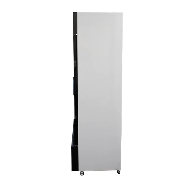 Getränkekühlschrank mit 3 Glastüren, 1065 Liter