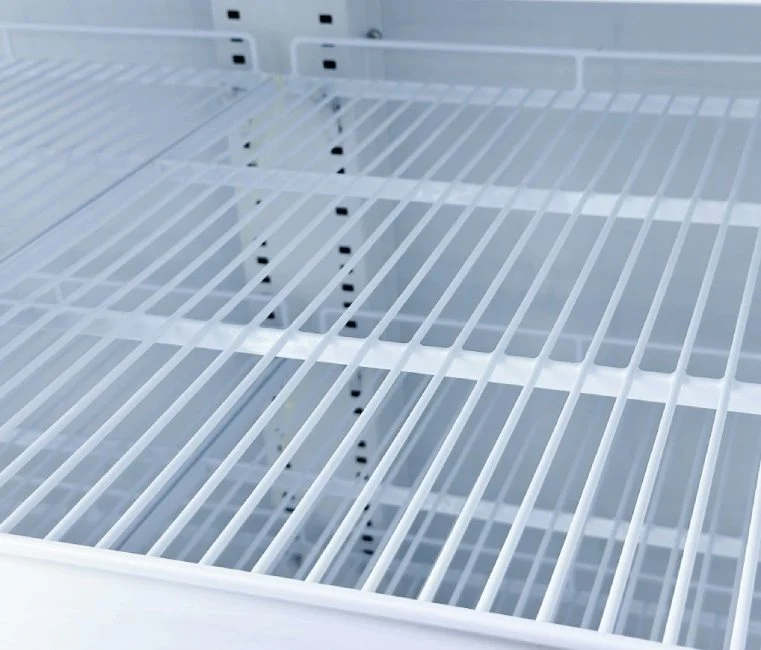 Getränkekühlschrank mit 3 Glastüren, 1065 Liter
