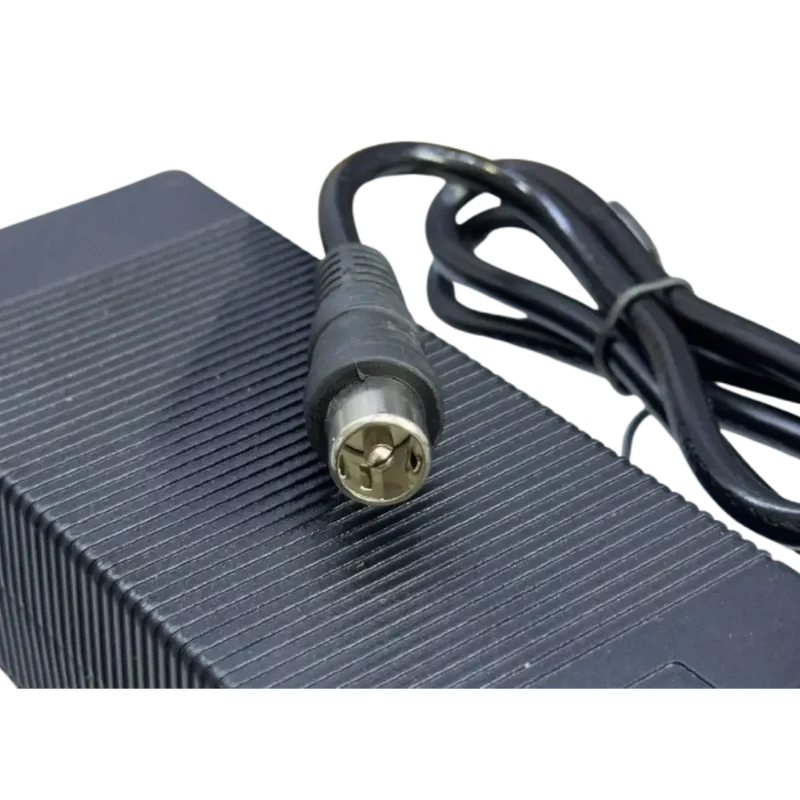 Chargeur pour Trottinette 42V 2A RCA