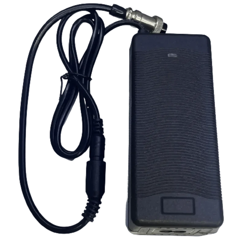 Chargeur LiFePO4 14.6V 5A Ecrou 3P